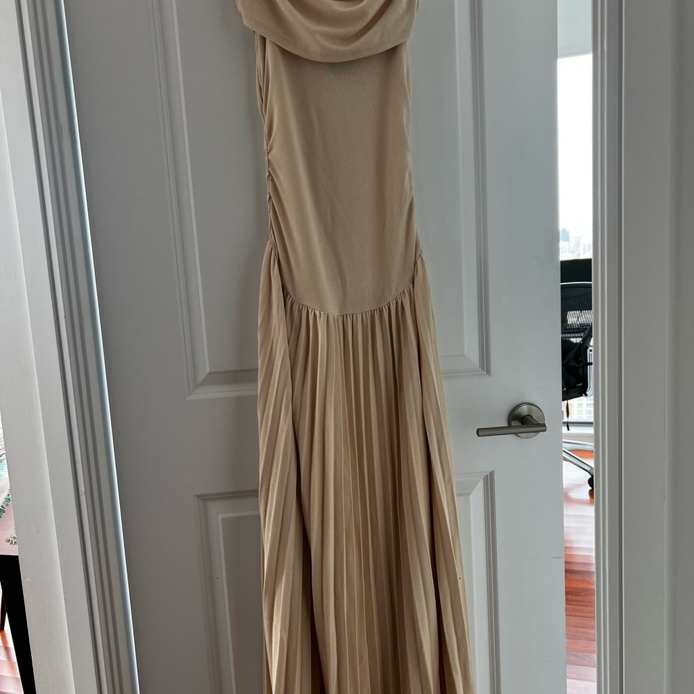 Lioness drop waist cream dress/gown NEE WITH TAGS // size small
